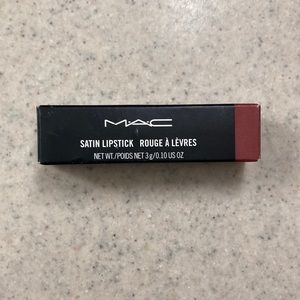 NIB Mac lipstick (Twig) color